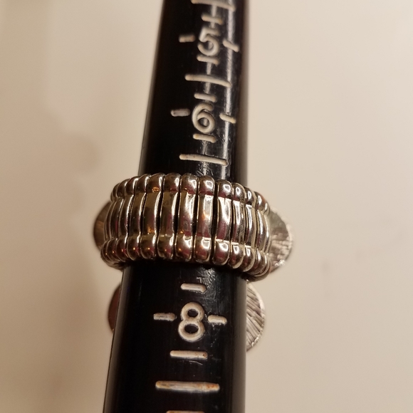 Flower ring j238 - Picture 2 of 4